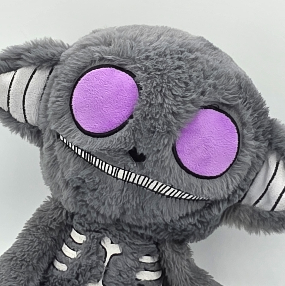 Gus Fink Gooli Plush Grey Skellbo Cat Monster - Picture 2 of 6